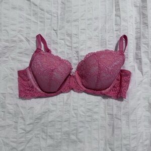 Romantic Pink Lace Victoria’s Secret Demi Bra – Discontinued | Size 34B